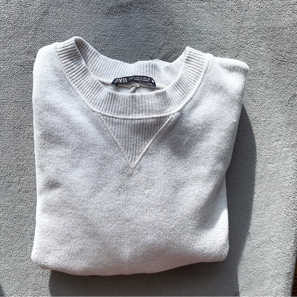 Zara Cropped Sweater - Picture 3 of 6